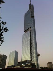 南京绿地紫峰大厦
