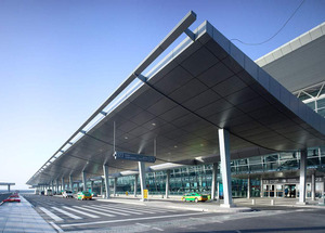 西安咸阳国际机场连廊